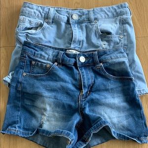 2 Indigo Rein women’s size 7 denim shorts